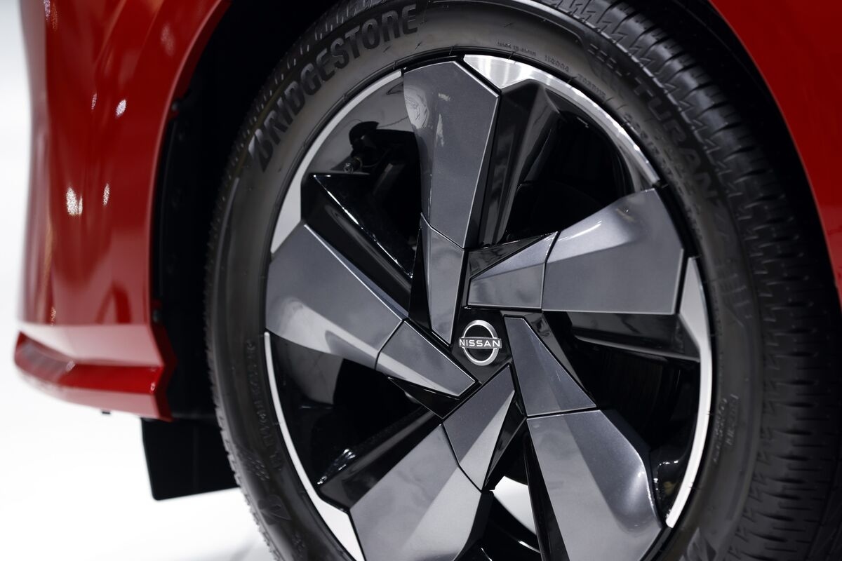 Nissan CDS Jumps to 16-Year High on $4 Billion Foreign Bond Plan