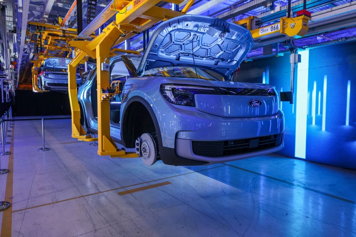 Ford Promises a Parade of Affordable Electric Vehicles