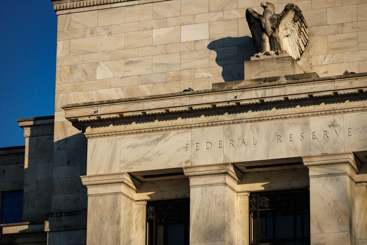 NY Fed Says Net Income Could Be Negative Through Most of 2025