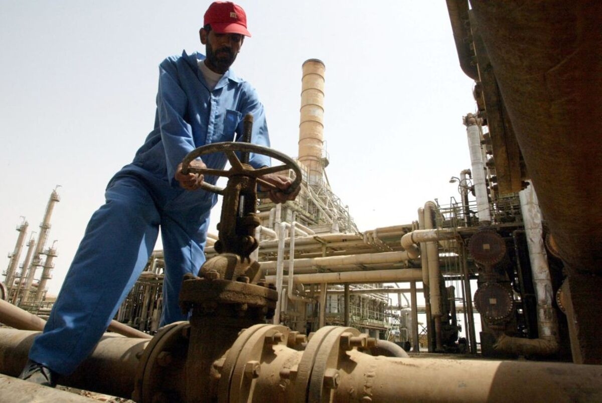 Goldman Sachs Sees OPEC+ Pausing Output Hikes After Next Meeting