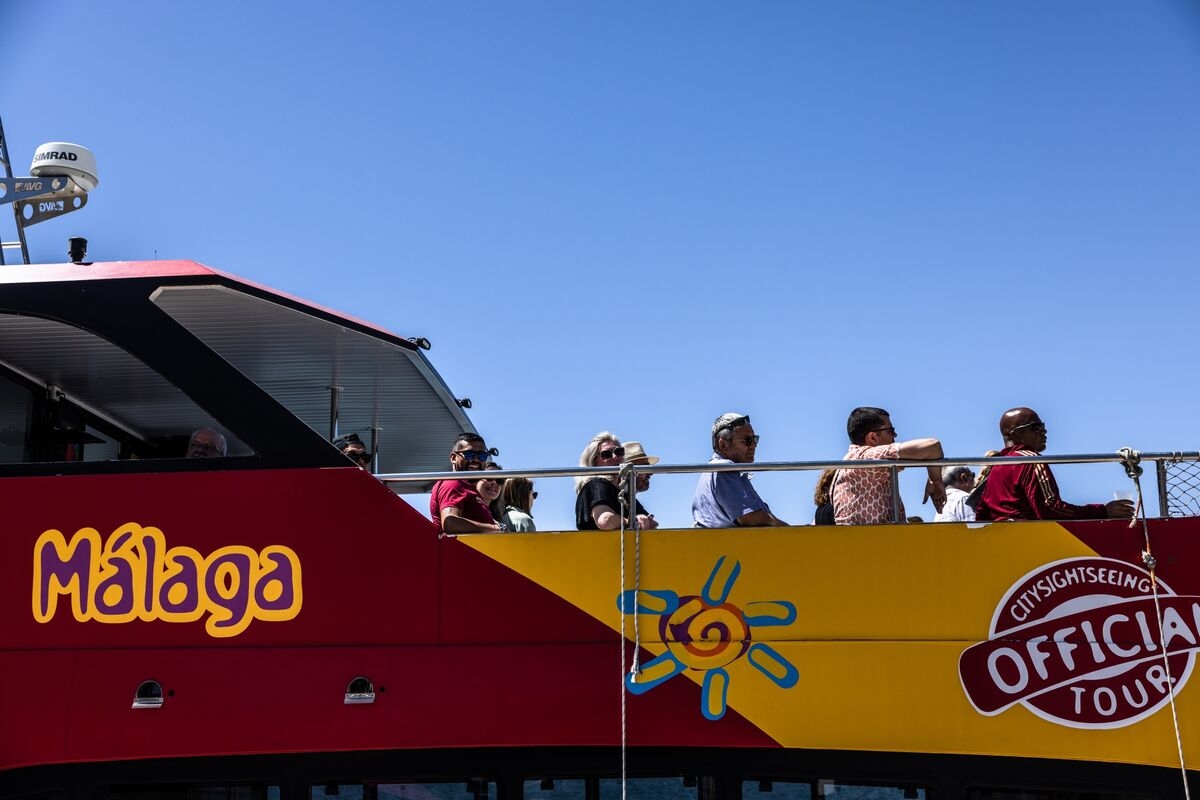 Spanish Tourism Growth to Slow as Uncertainties Hit Travel