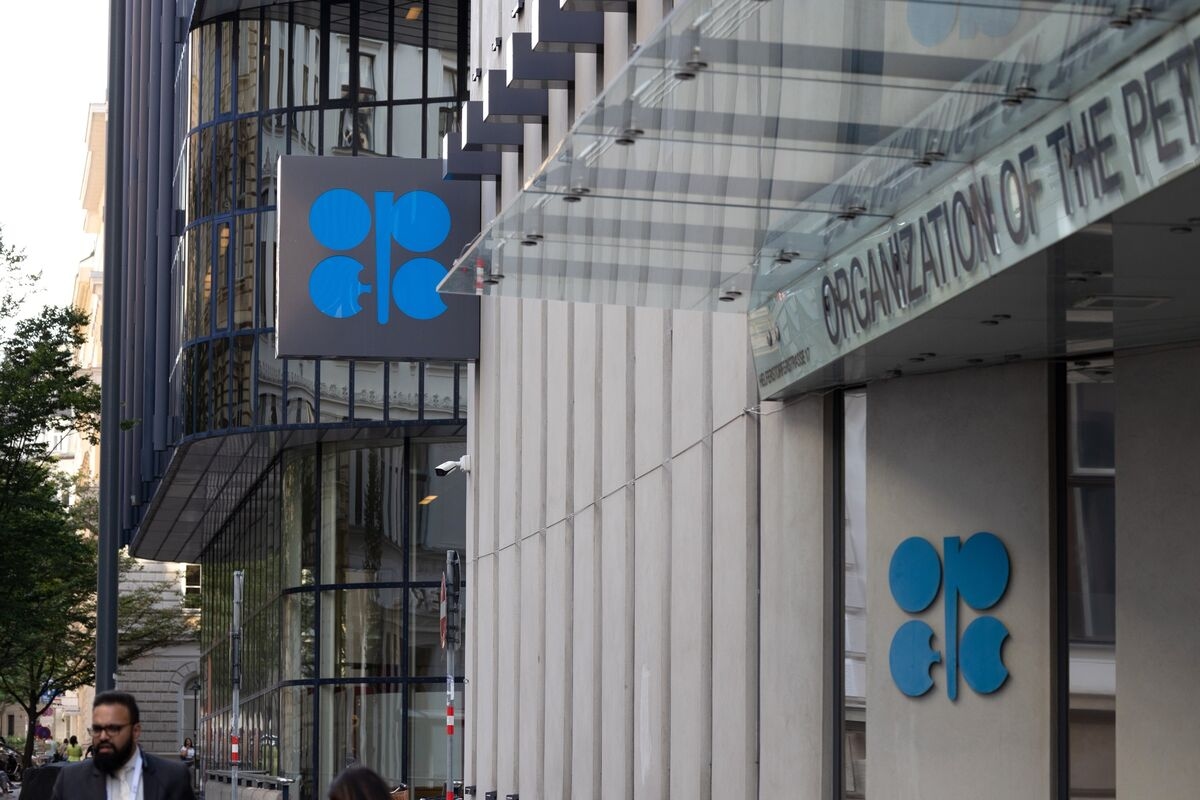 OPEC Bars Five Leading News Organizations From Oil Conference
