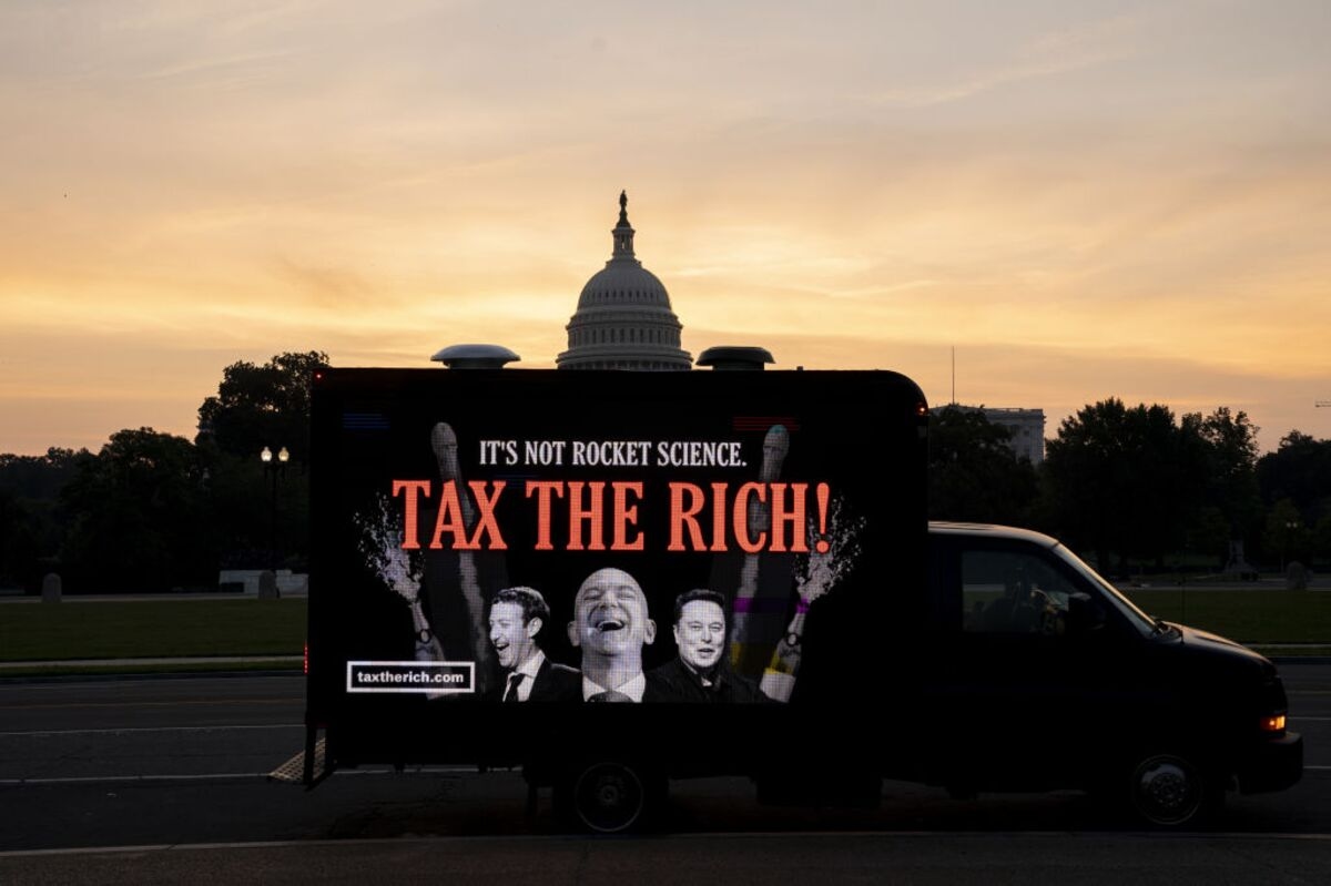 America's Broken Politics Is Breaking Economics, Too