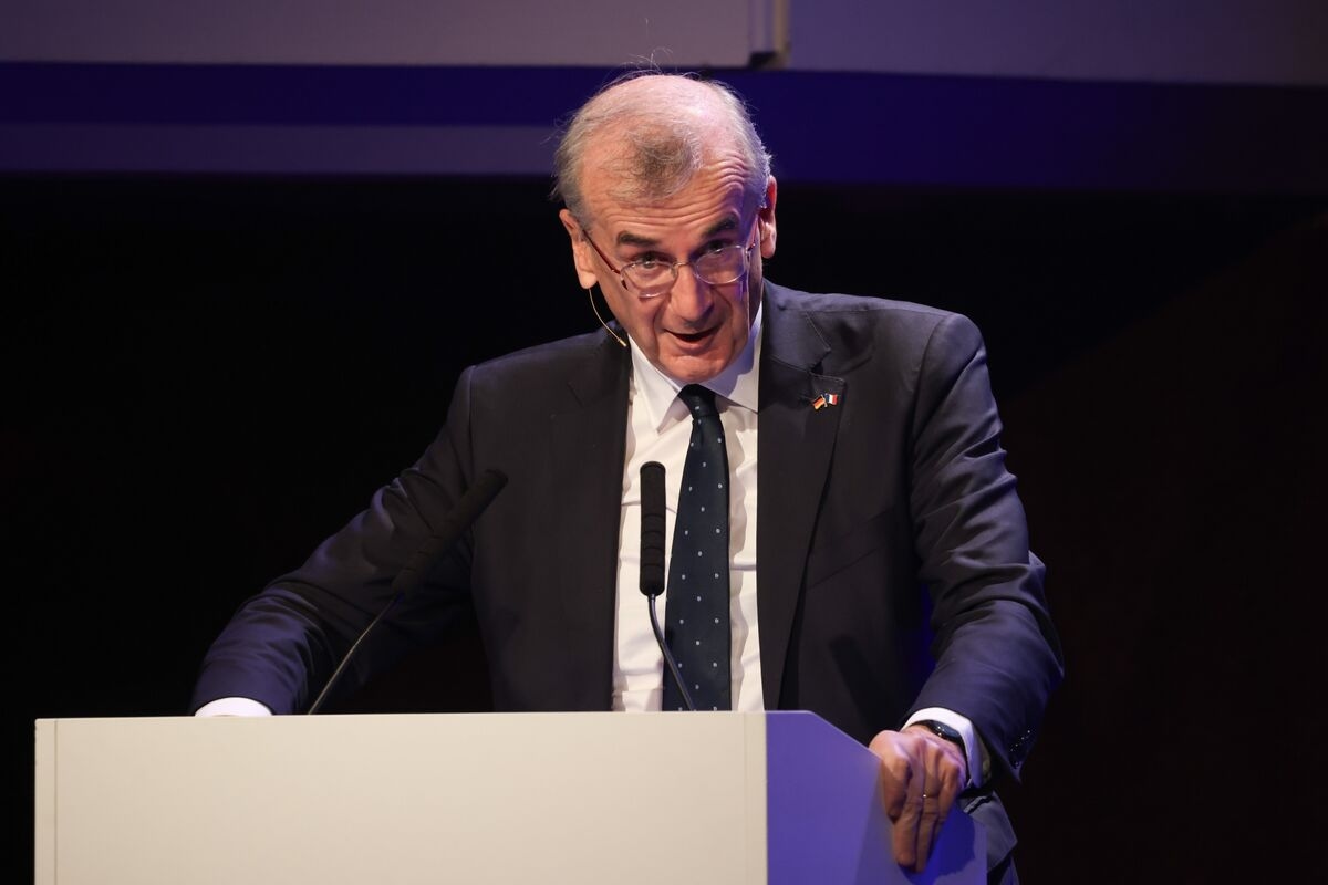 ECB Can Still Cut Rates in Next Six Months, Villeroy Tells FT