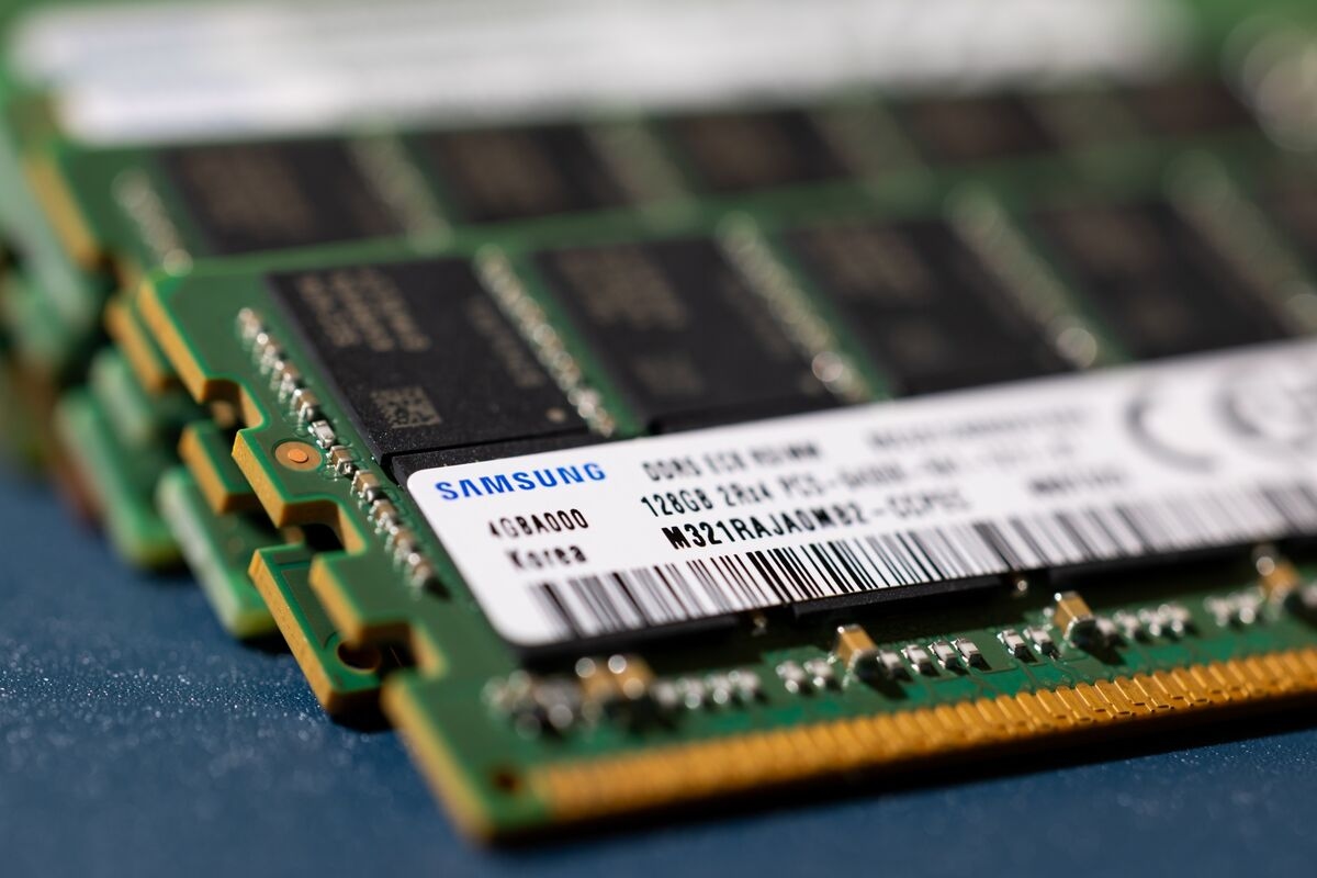 Samsung Bags $16.5 Billion Deal in Big Win for Chipmaking Arm