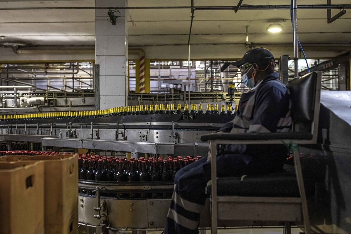 Diageo Said to Tap BofA, Goldman for East African Unit Review