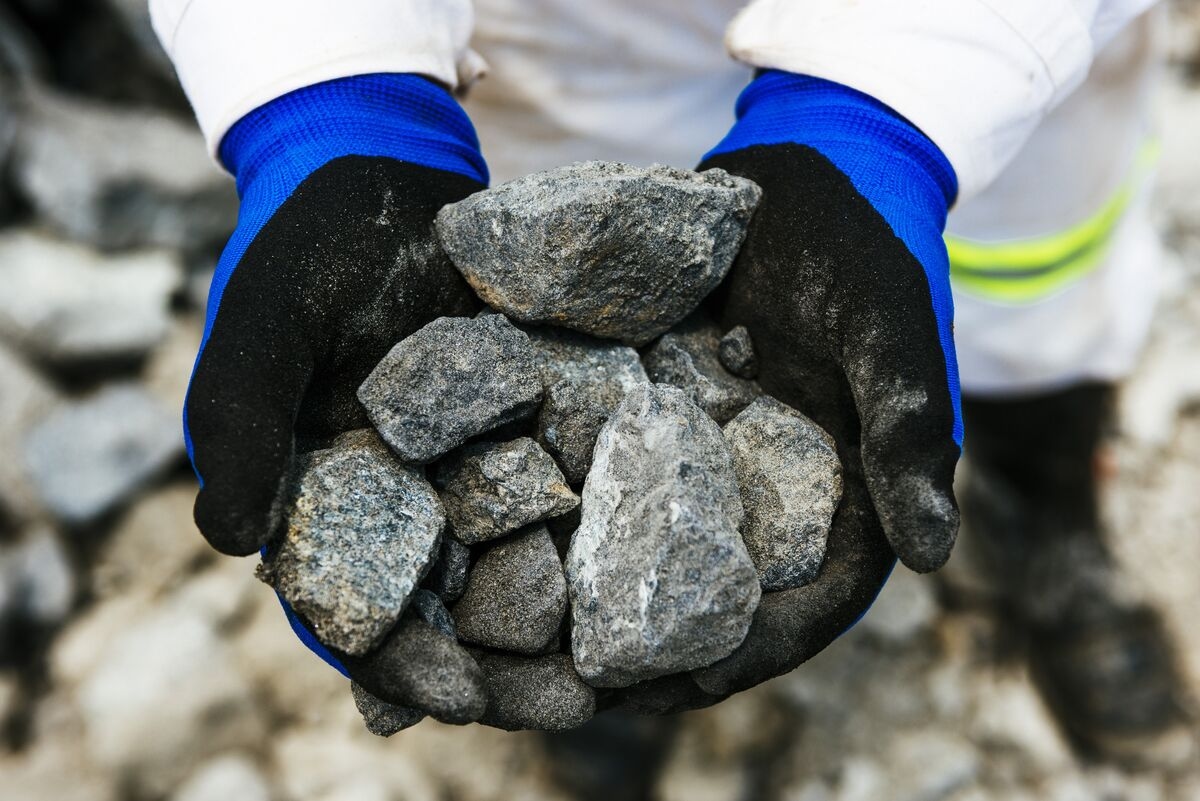 Platinum Market's ‘Deep' Tightness Shows Little Sign of Relief