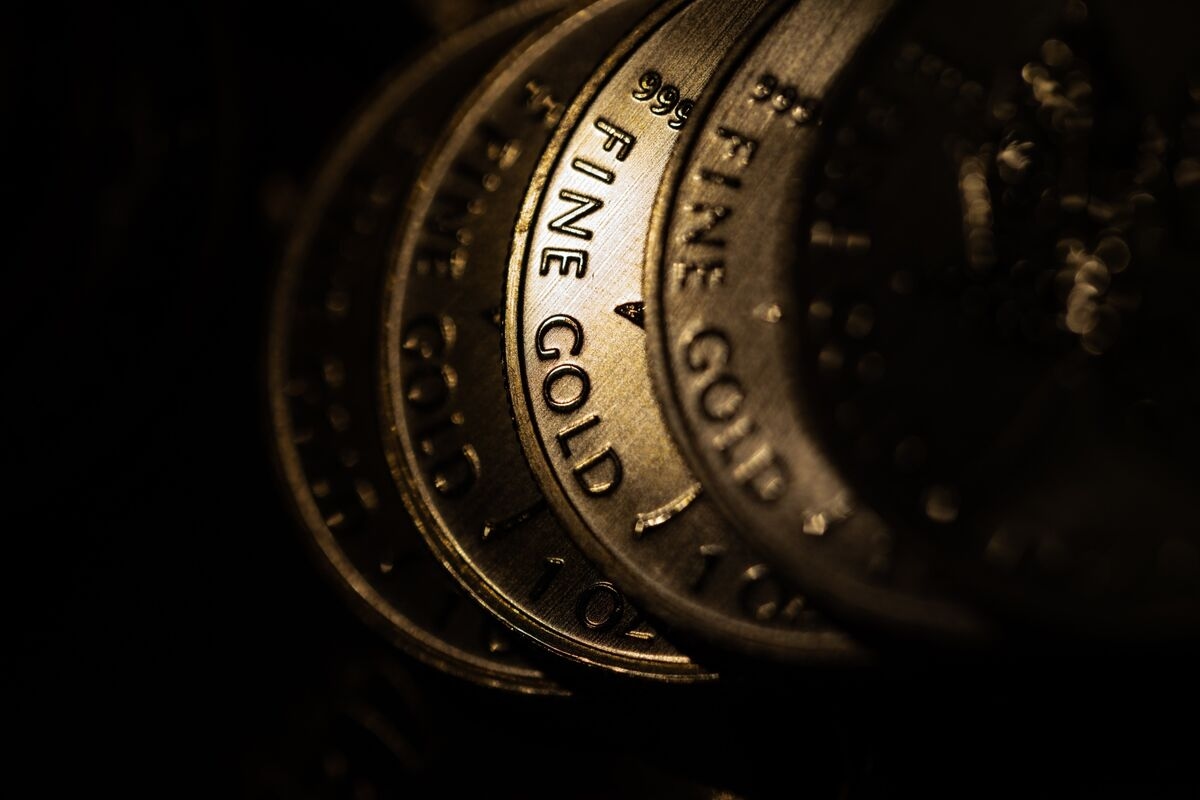 Gold Heads for Weekly Loss as Middle East Truce Saps Demand