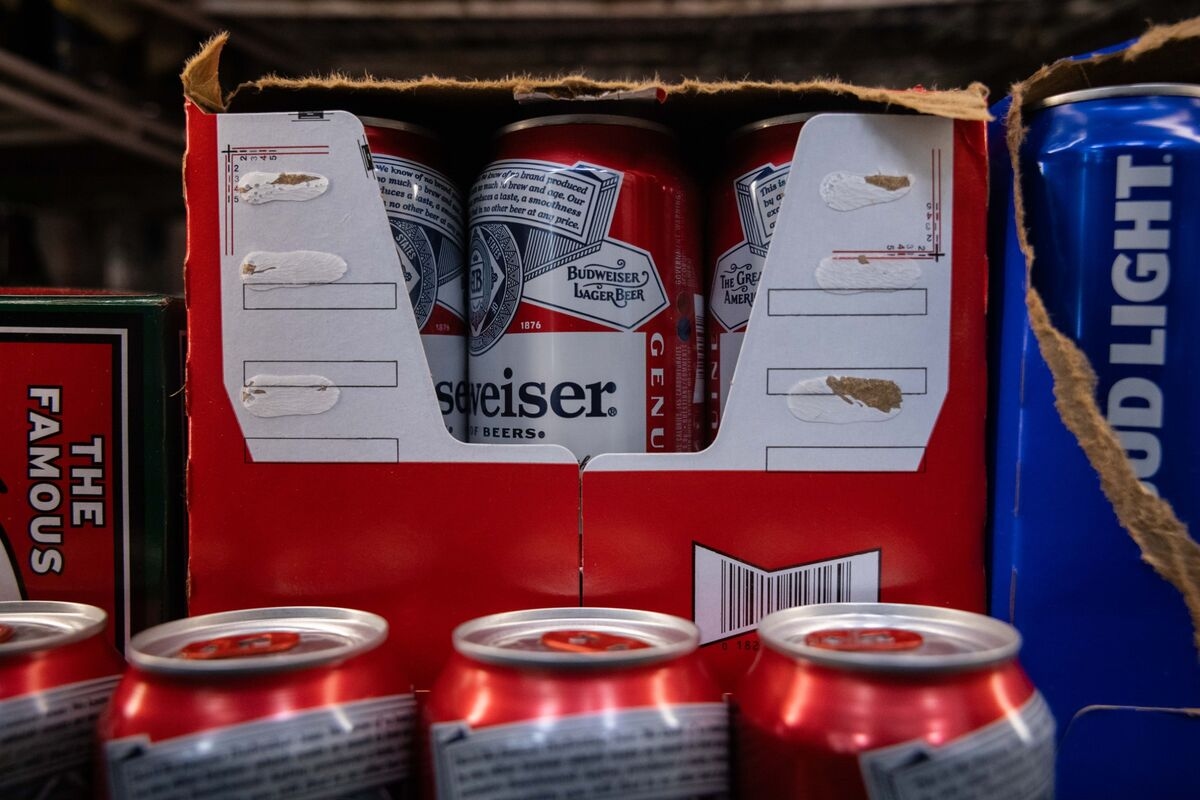 AB InBev Volume Declines on Lower Demand in China and Brazil