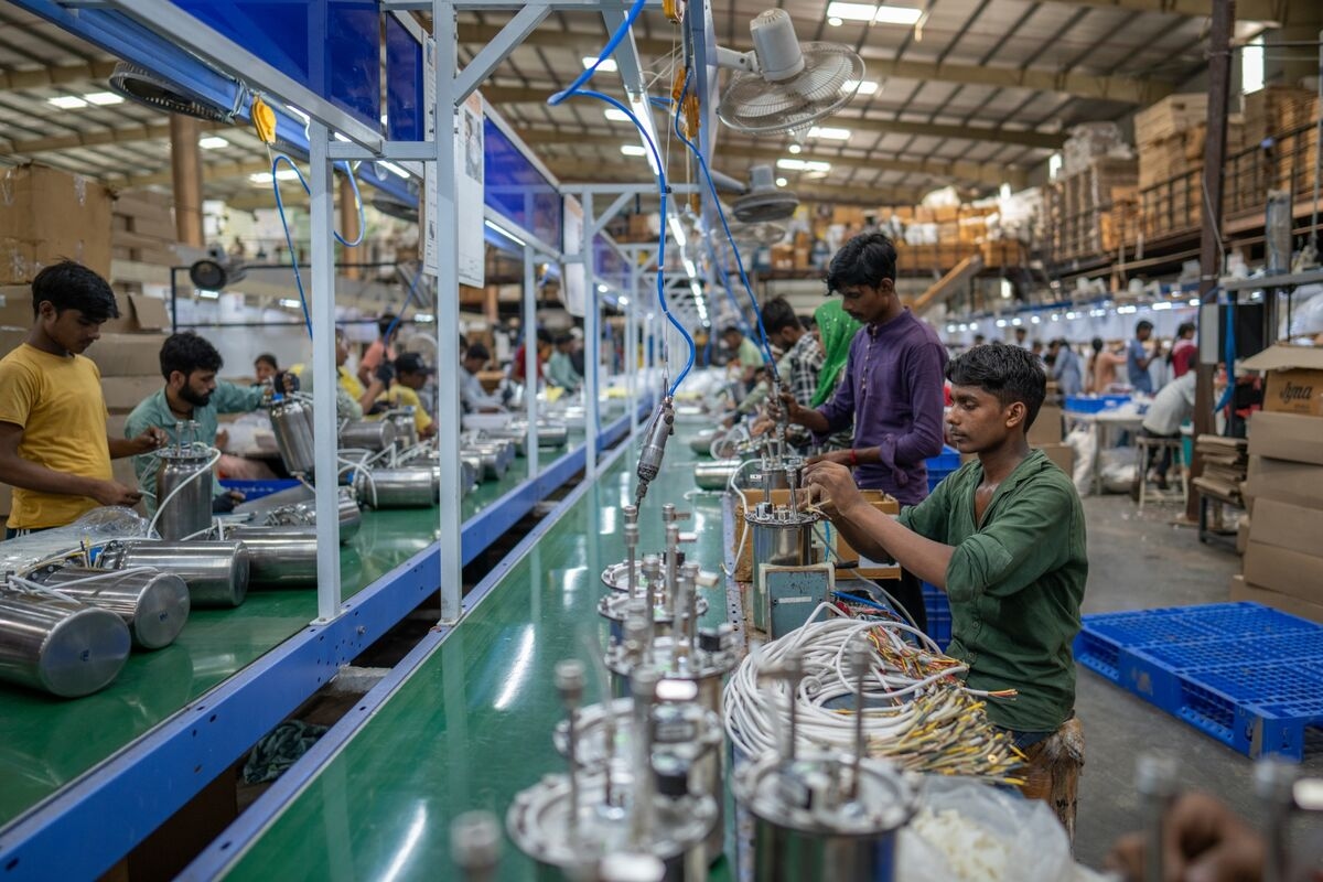 India's Economic Activity Sends Mixed Signals in July, PMIs Show