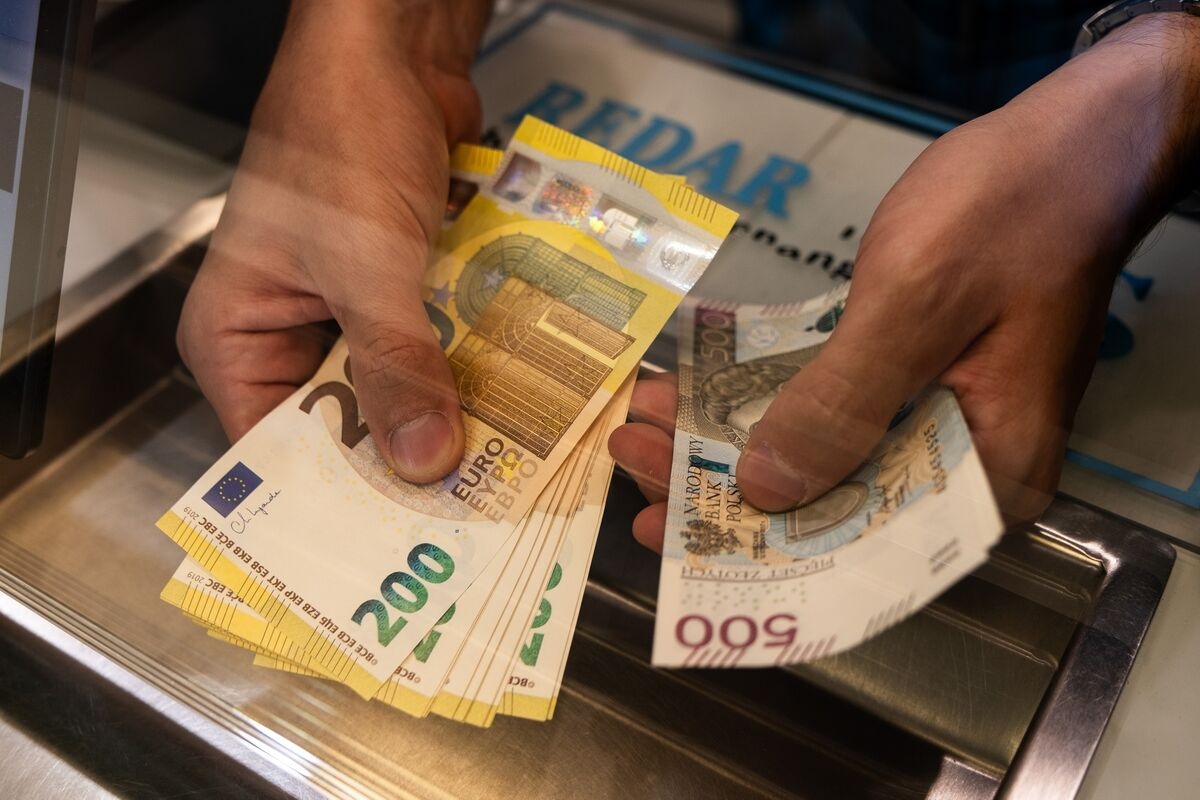 Central Banks Fret More Over FX ‘Weaponization,' UBS Survey Says