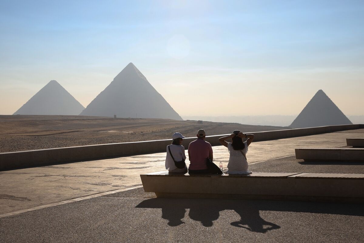 Risk-On Appetite Boosts African Bonds After Middle East Truce