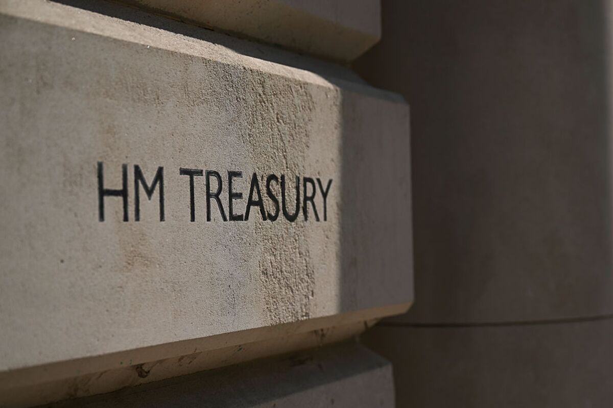 Britain's Borrowing Strategy Needs an Overhaul