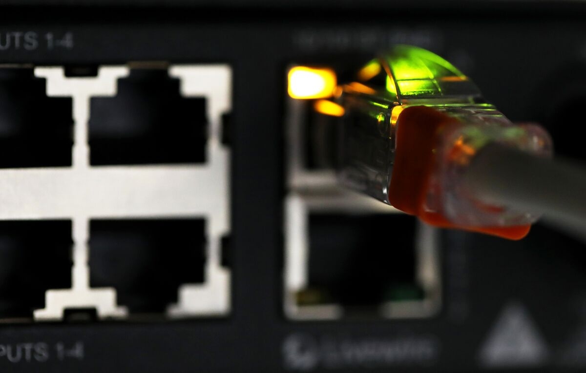Chinese Group Hacks ‘Edge' Devices in Ongoing Telecom Targeting