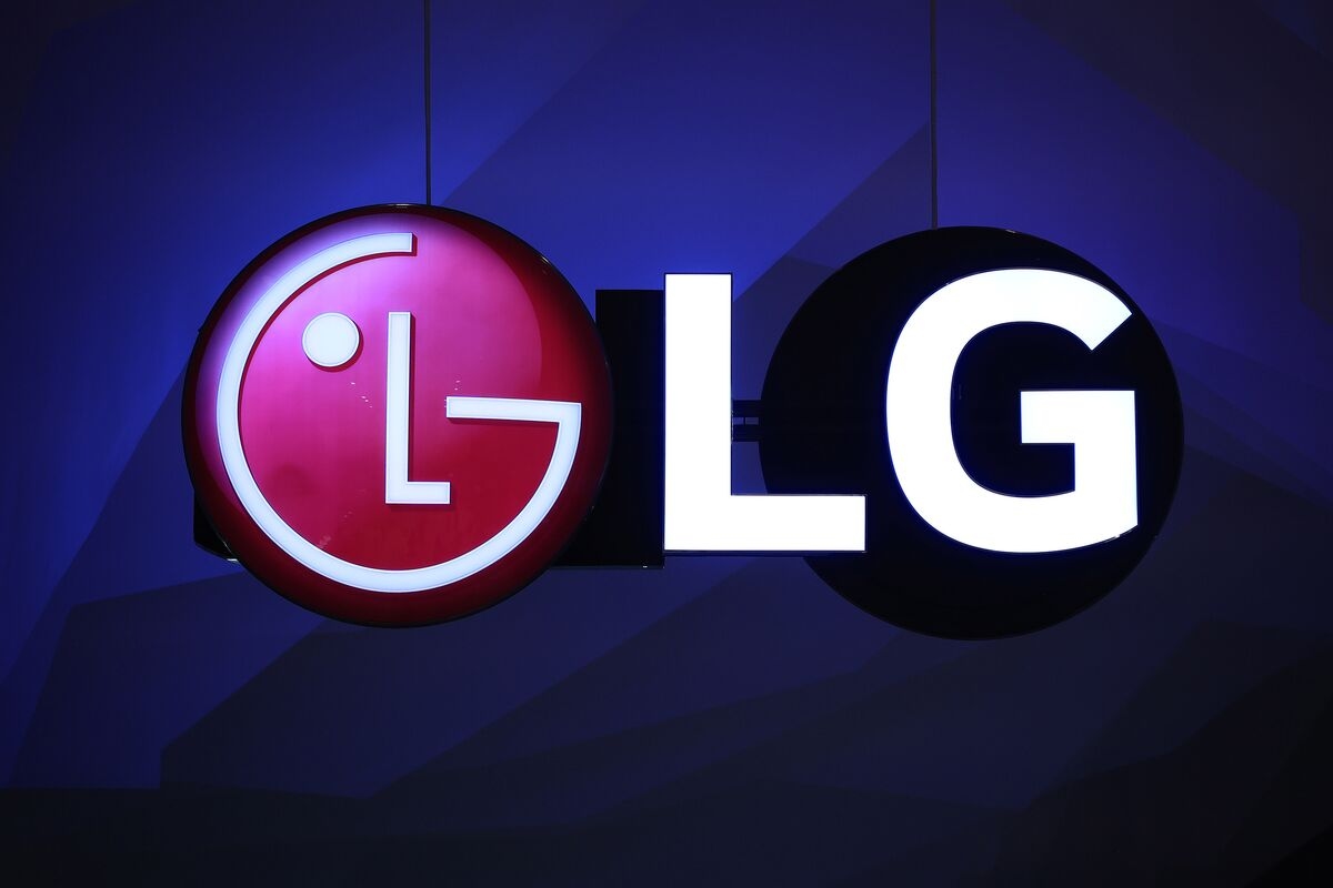 South Korea's LG Unveils AI Model in Quickening Global Race