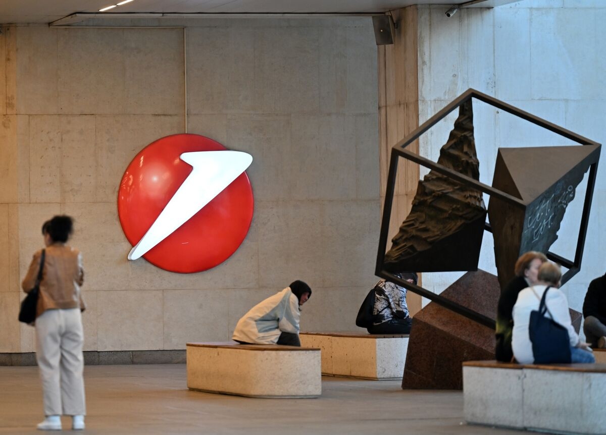 UniCredit Drops BPM Takeover Bid Amid Government Opposition