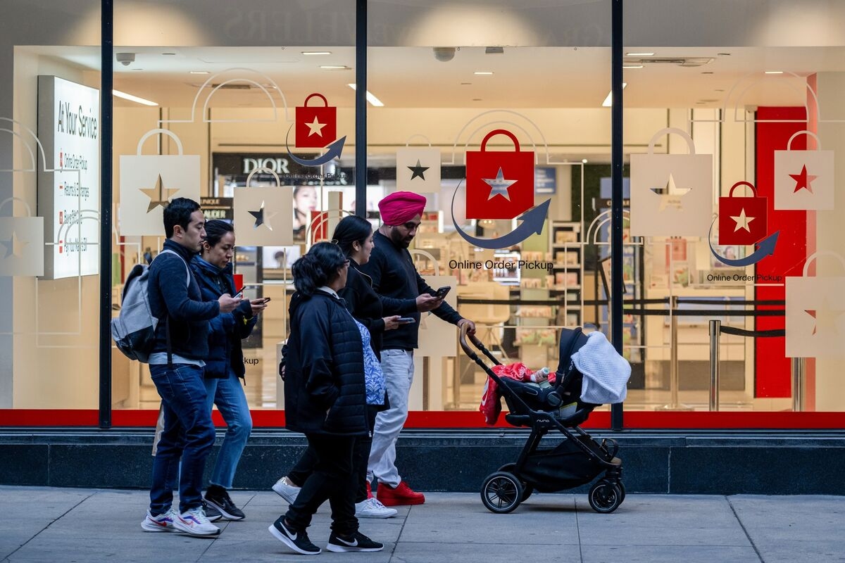 America's Very Bad Mood Bodes Ill for Tone-Deaf Wall Street