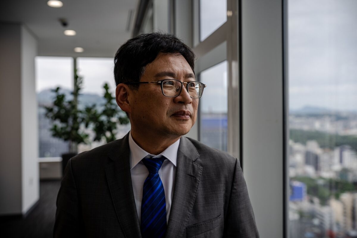 Korea Wealth Fund to Boost Bets on AI Startups, Eyes China Tech