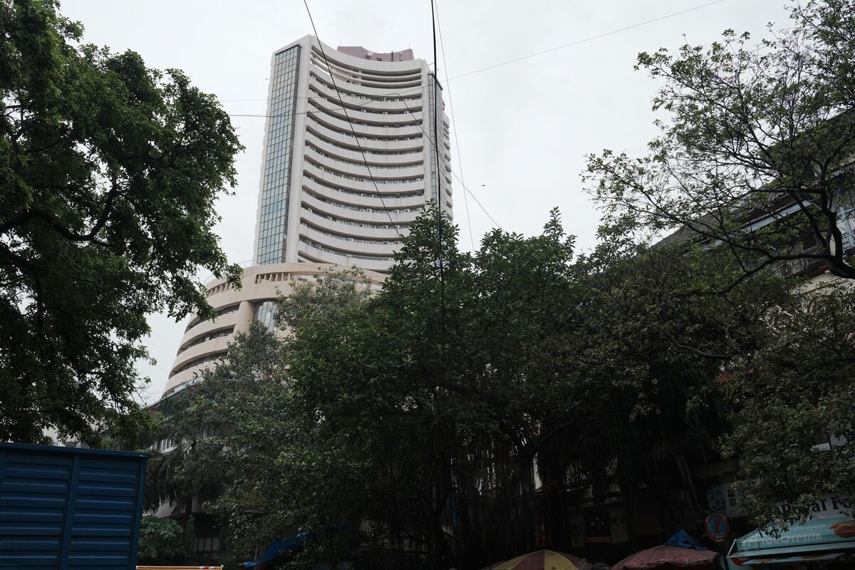 Hexaware's $1 Billion India IPO Gets Enough Bids to Go Ahead
