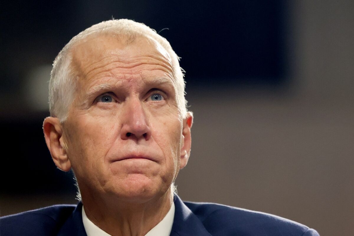 Trump Threatens to Find Tillis Challenger for Key Senate Seat