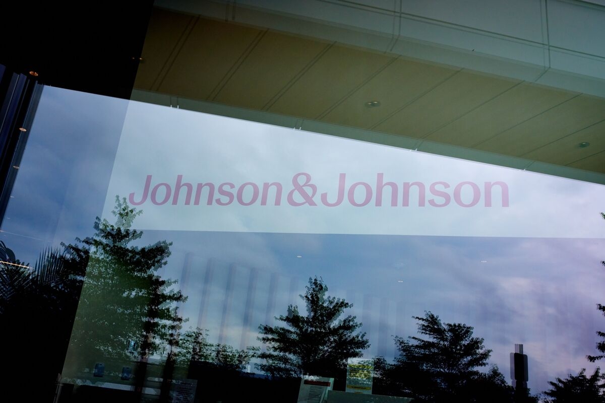 J&J's $9 Billion Offer Inflames Talc Suit Claimant Rift