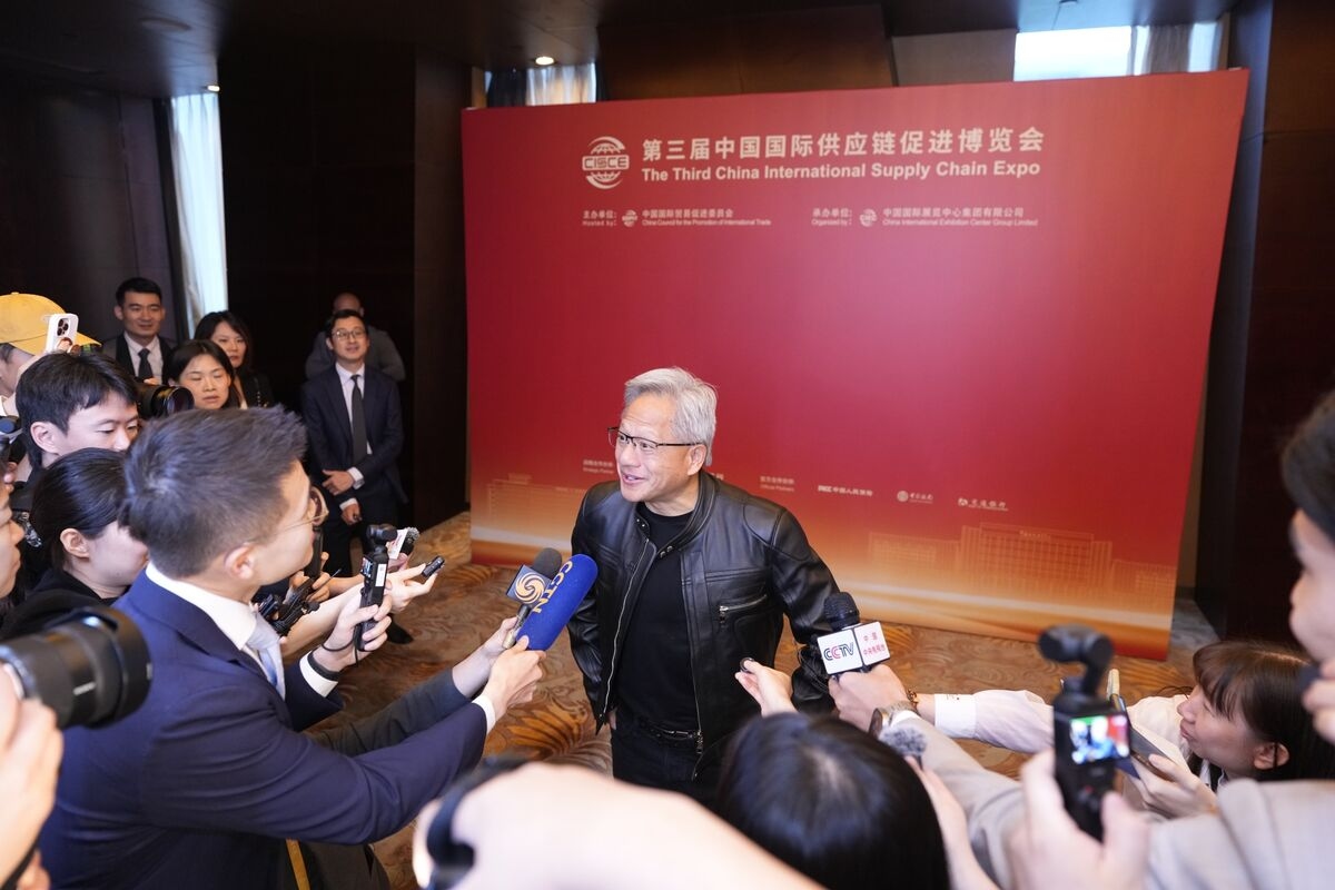 Rock Star CEO Jensen Huang Shows Off Diplomatic Skills in China