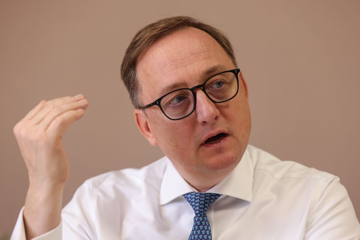 ECB's Kazaks Says Some Fine-Tuning Rate Cuts ‘Quite Likely'