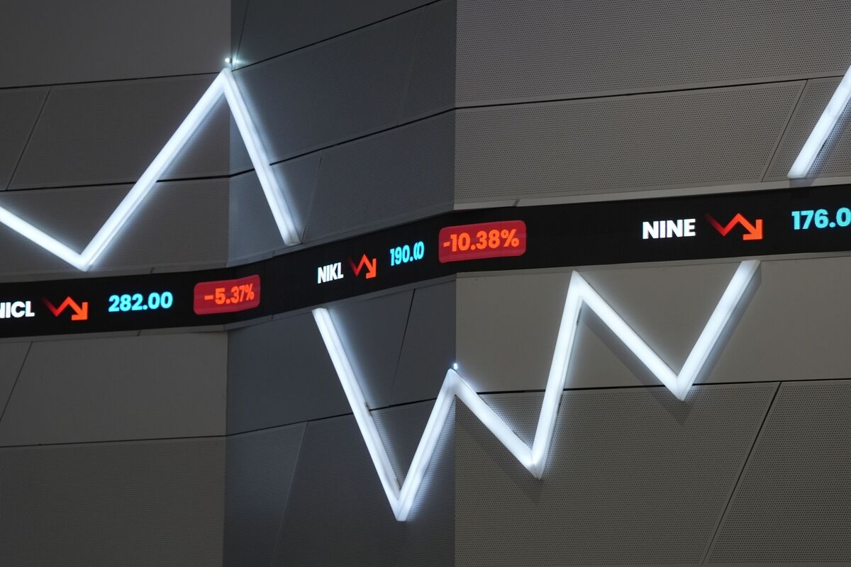 Indonesia's Chandra Daya Jumps 35% Following $146 Million IPO