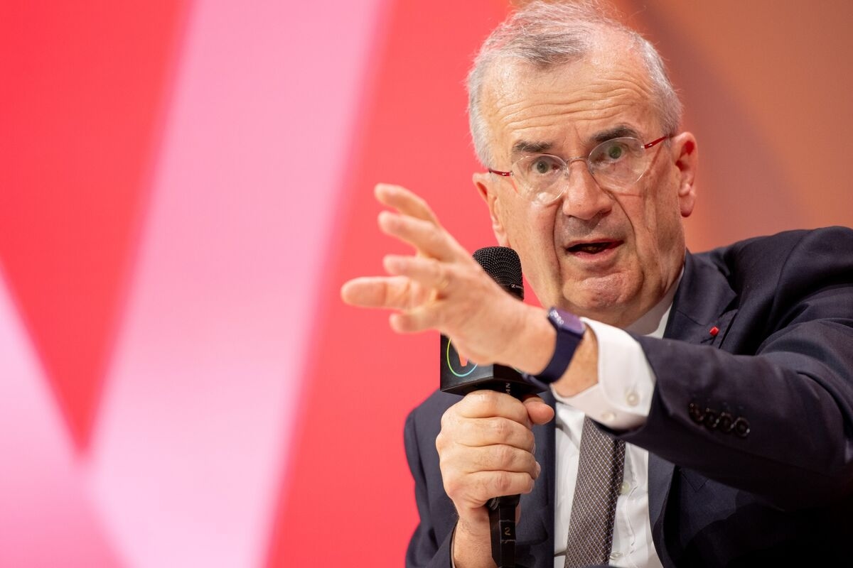 Bank of France Recommends Cutting Regulated Savings Rate to 1.7%