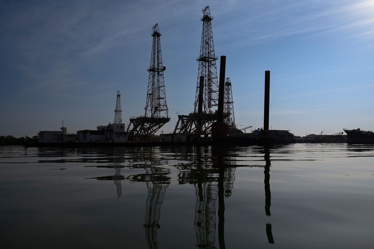 Chevron's Return to Venezuela Set to Boost US Refiners' Supplies