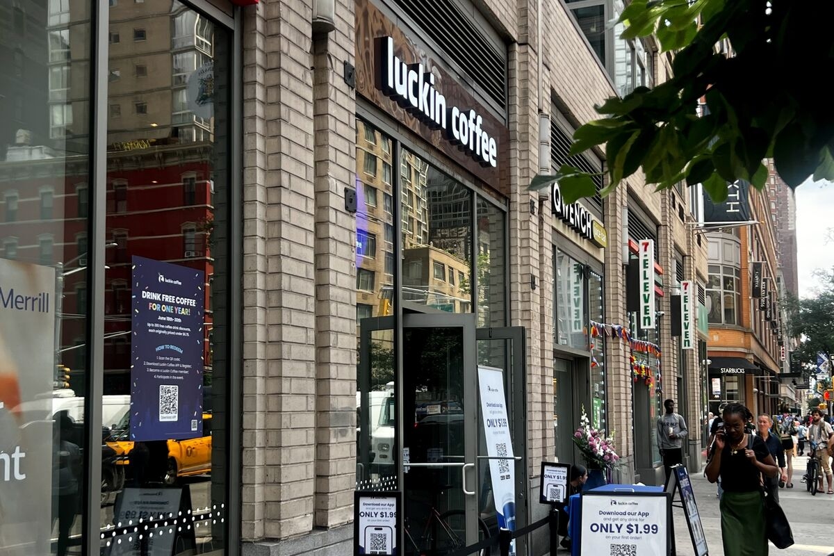China's Answer to Starbucks Opens First US Locations in NYC