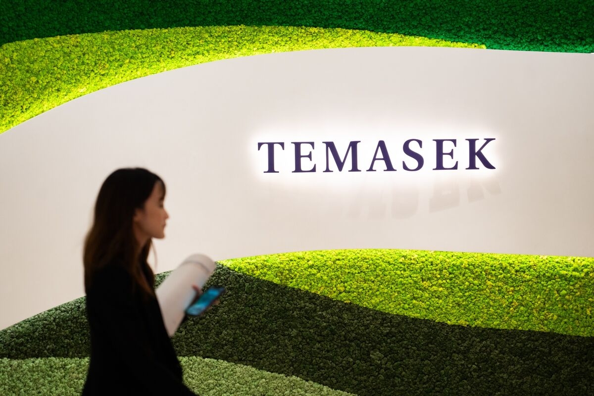 Temasek Divestments Hit Record, Portfolio Grows to $339 Billion