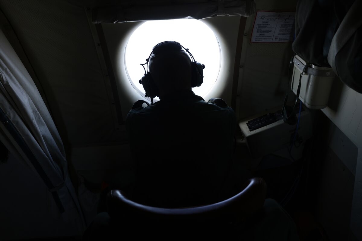 Germany Summons Chinese Envoy After Laser Targeted Plane