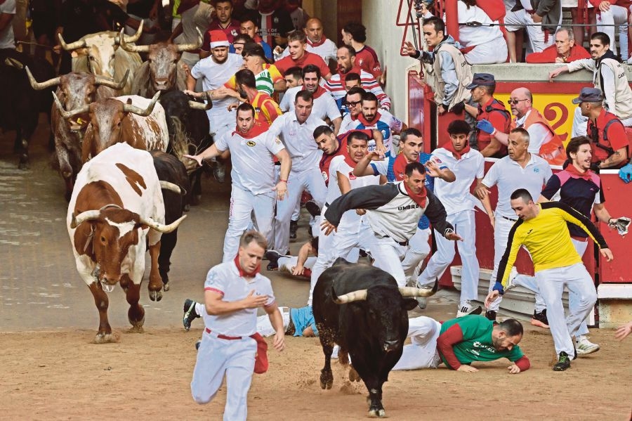 Another six people injured as bulls charge through Spain's Pamplona