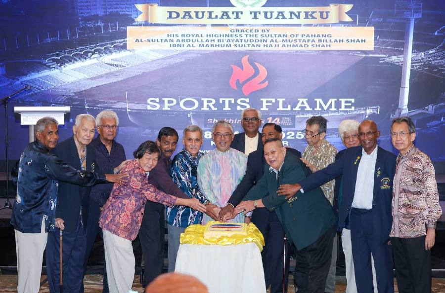 Malaysian hockey salutes the team of '75