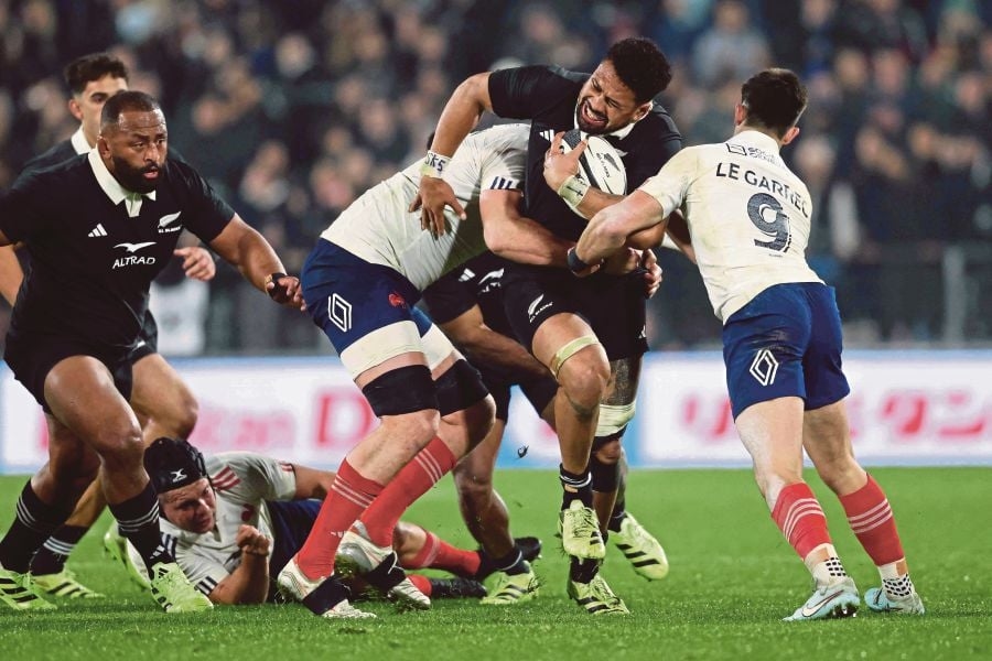 All Blacks survive France challenge to win third Test 29-19