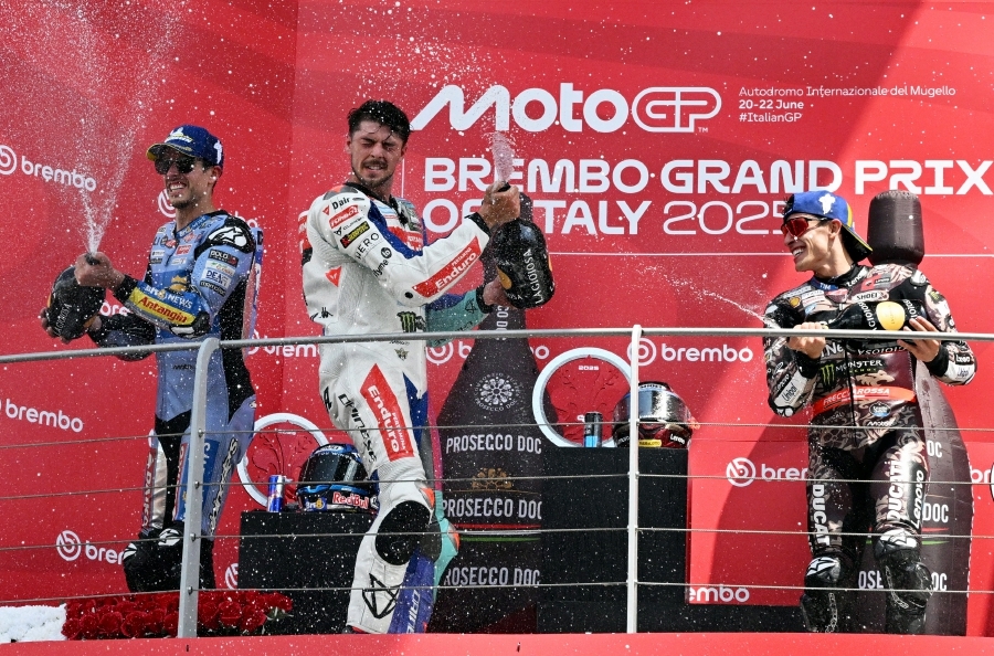 Alex Marquez dismisses helping brother Marc's title bid