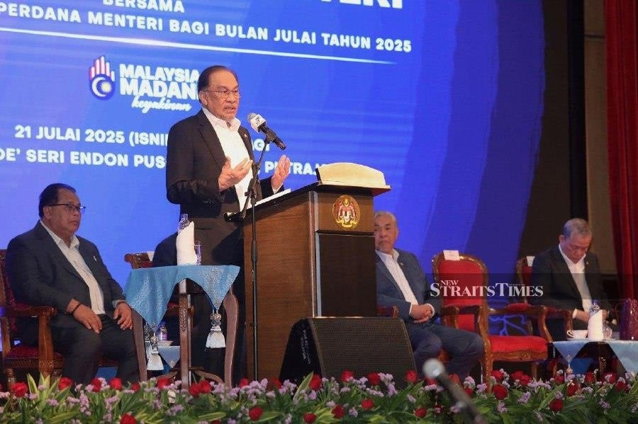 Anwar to make 'extraordinary tribute' announcement tomorrow or Wednesday