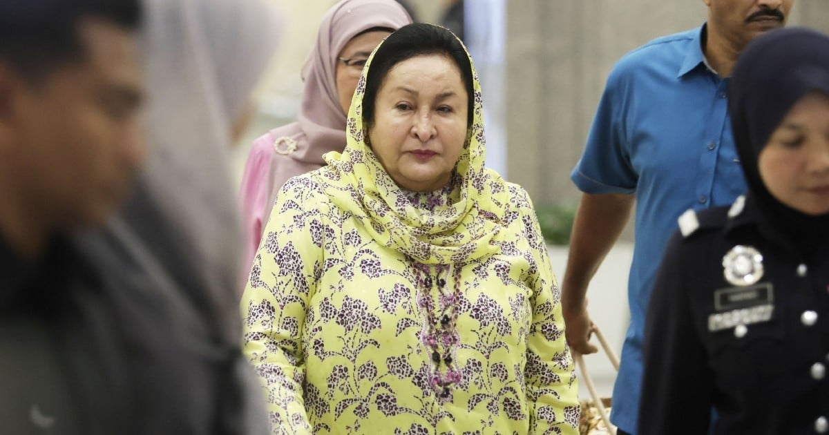Sept 10 set for decision on Rosmah's appeal over recusal of trial judge in solar case