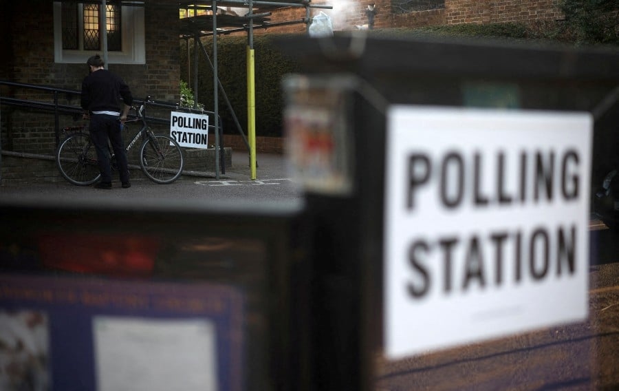 UK to lower voting age to 16 in landmark democratic reforms