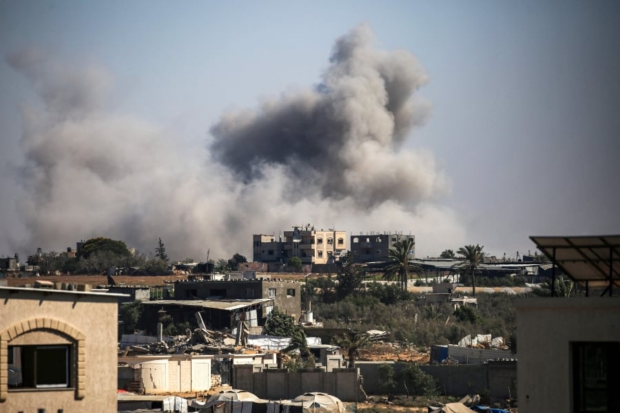 Israeli missile hits Gaza children collecting water, IDF blames malfunction