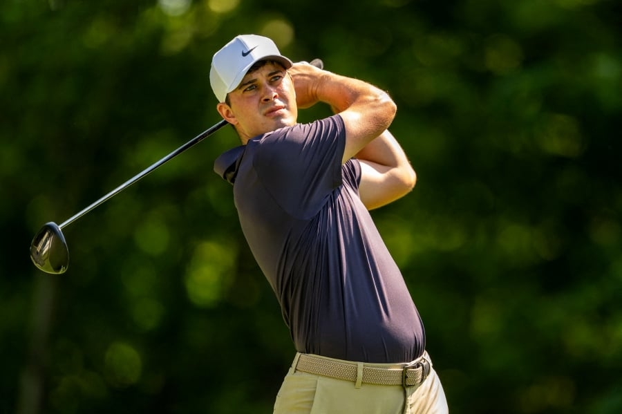 Thompson grabs lead in repeat bid at PGA's John Deere Classic