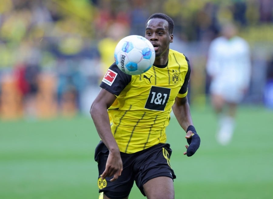 Chelsea add Gittens to glut of attacking talent