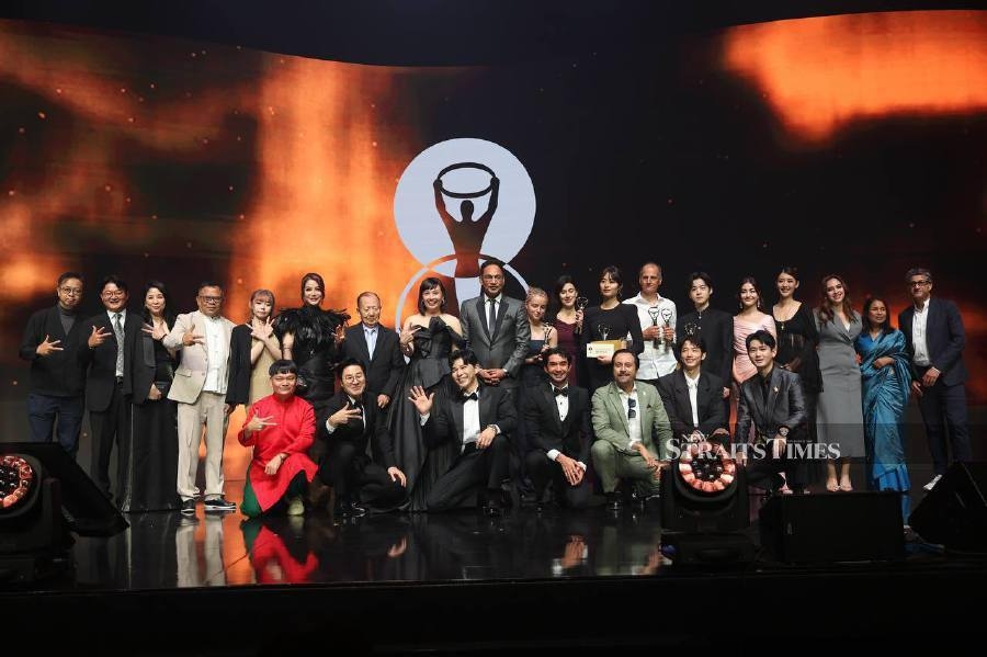 #SHOWBIZ: 'All That's Left Of You' comes out tops in MGGA awards