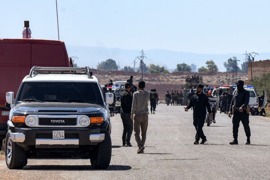 89 killed as Syria sectarian clashes rage