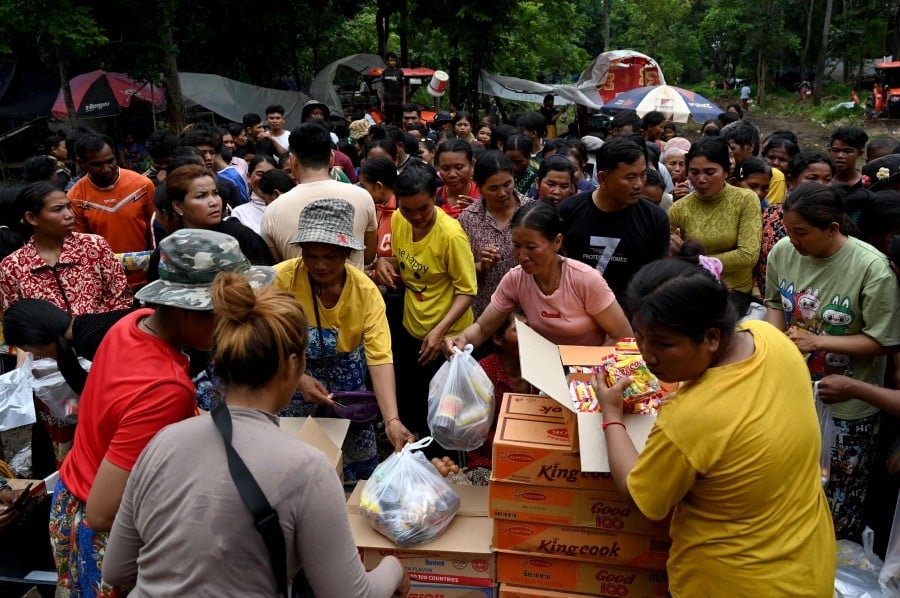 Asean foreign ministers urge immediate ceasefire in Thailand-Cambodia clash