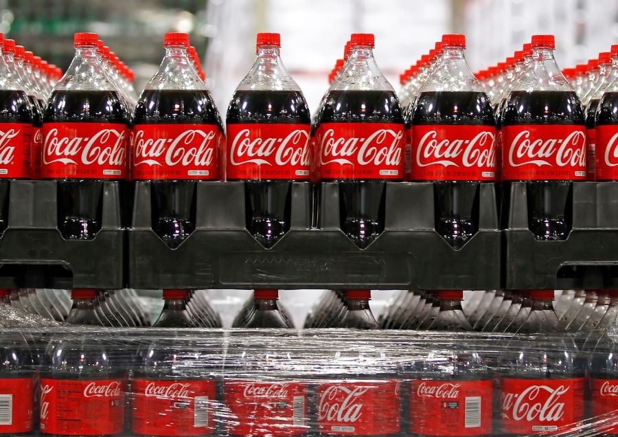 Coke's shift to cane sugar would be expensive, hurt US farmers
