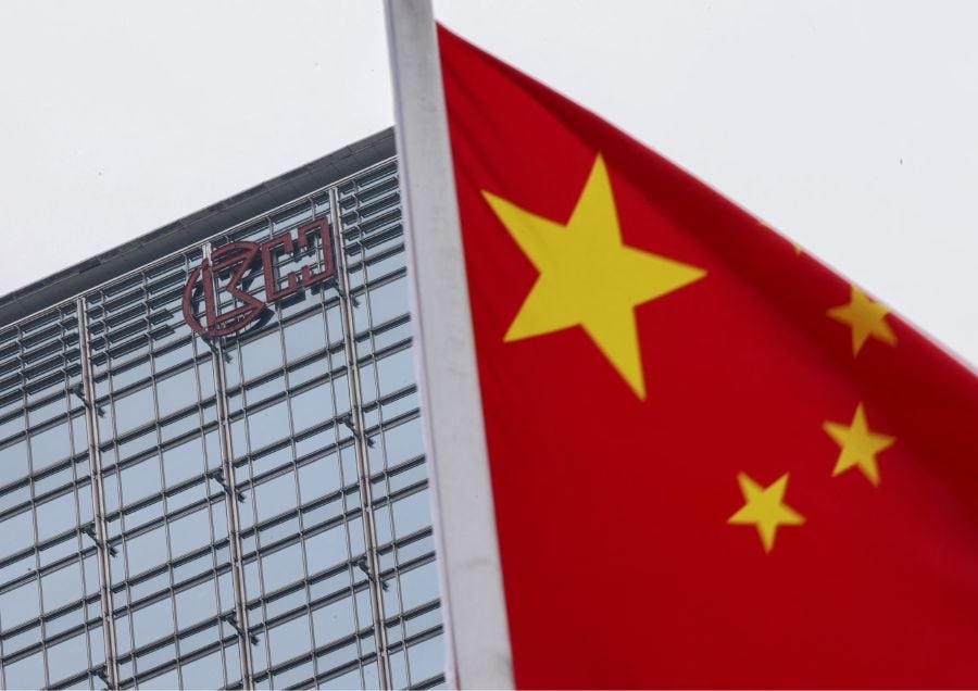 CK Hutchison wants Chinese firm to join bidding for its US$22.8 billion ports business