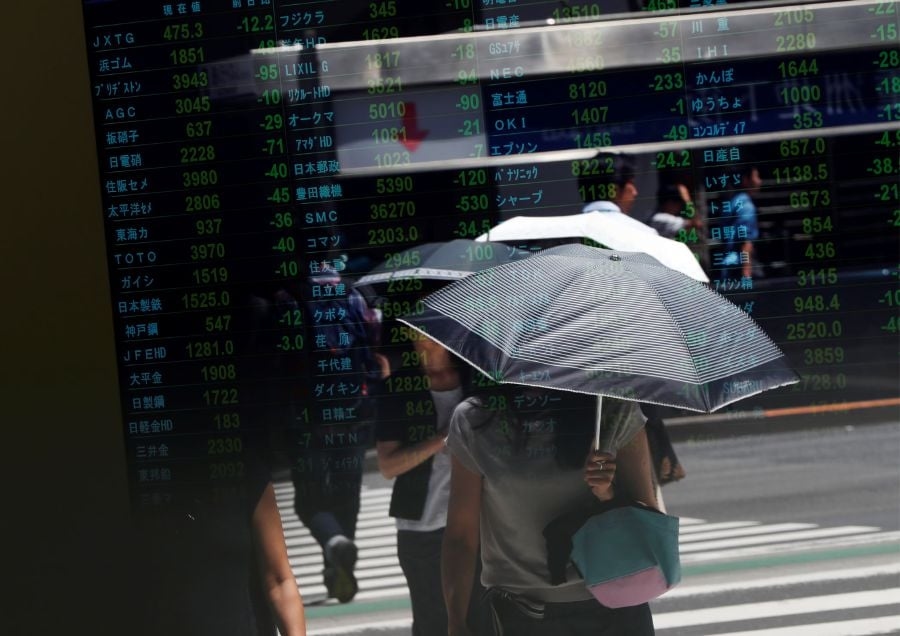 Asian stocks attract foreign inflows for second month, but tariff outlook clouds