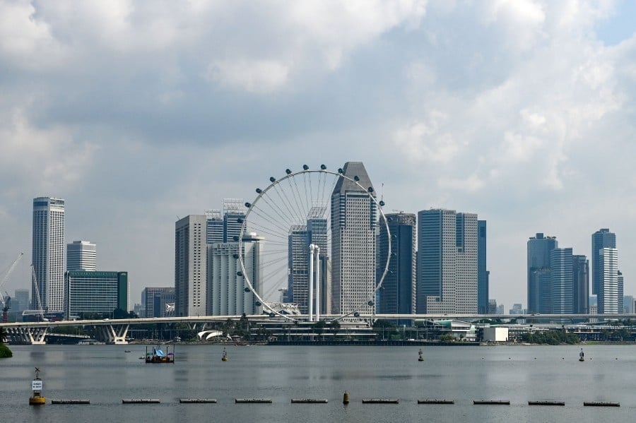 New Singapore law allows police to freeze bank access to stop scams